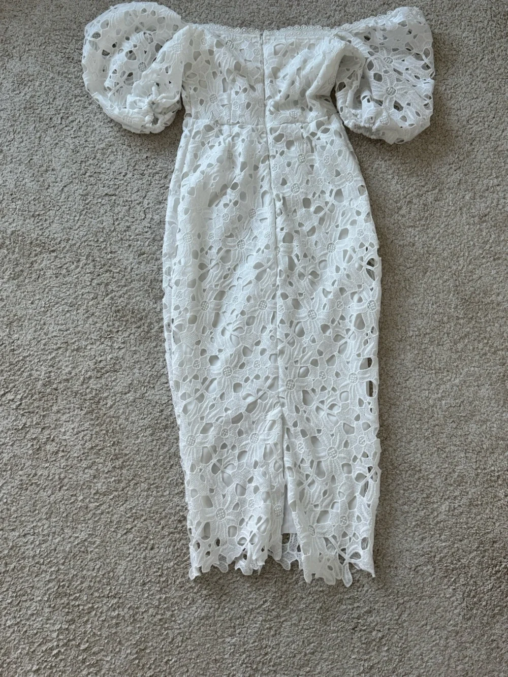Local European White Off-Shoulder Lace Midi Dress with Puff Sleeves - Picture 3 of 5